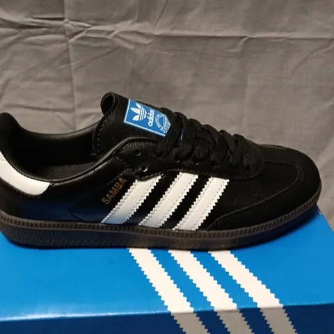 BOXED ADIDAS GAZELLE BOLD W TRAINERS – BLACK/WHITE, UK 5 (US 6.5 / EU 38)
