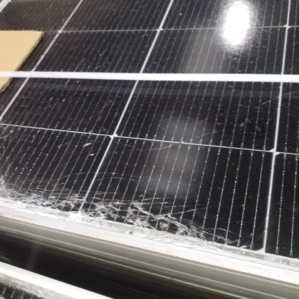 PALLET CONTAINING 30 SOLAR PANELS