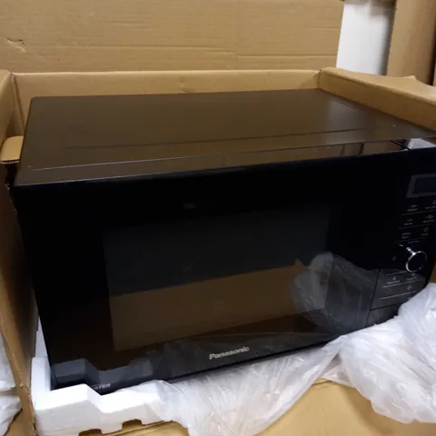 PANASONIC INVERTER MICROWAVE OVEN - BLACK