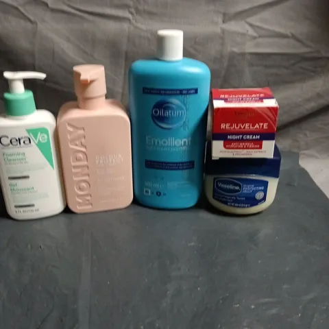 APPROXIMATEY 20 ASSORTED HEALTH AND BEAUTY PRODUCTS TO INCLUDE - OILATUM EMOLLIENT - CERAVE FOAMING CLEANER AND LACURA REJUVELATE NIGHT CREAM
