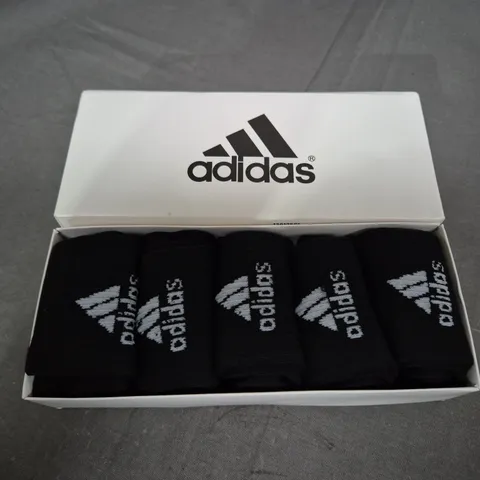 BOXED ADIDAS BLACK PACK OF 5 SOCKS - SIZE UNSPECIFIED 