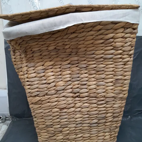 WATER HYACINTH RECTANGULAR LAUNDRY HAMPER - COLLECTION ONLY 