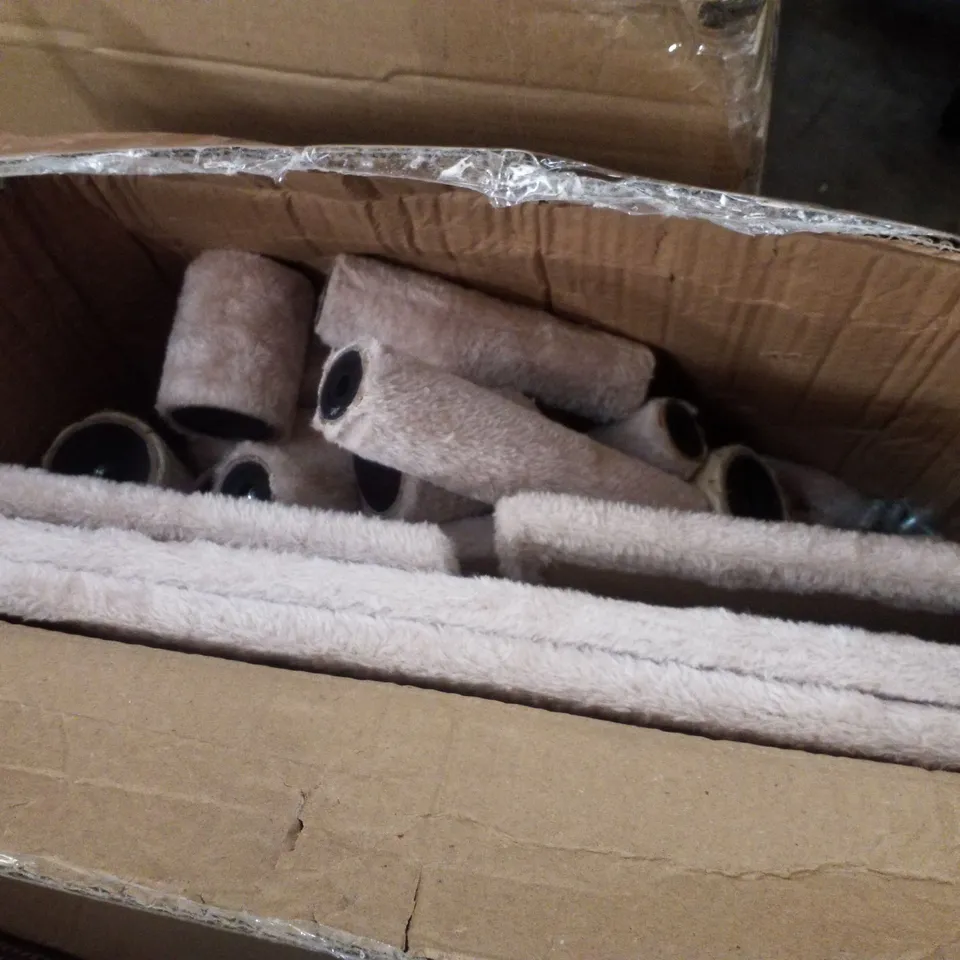 BOXED CA&T ULTIMATE CLIMBER & DOUBLE DEN SCRATCH TREE