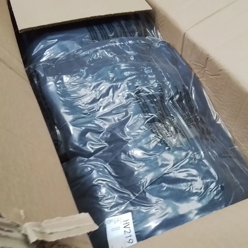 BOXED BRAND NEW APPROXIMATELY 10 SIMPLY BE JEANS BLUE SIZE 24