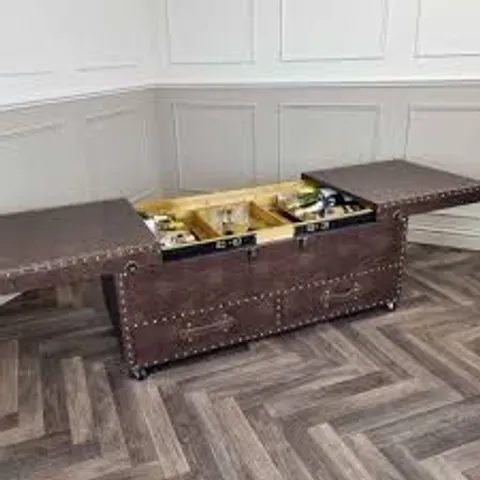 BRAND NEW HOMESDIRECT365 BLACK WOODEN WINE CABINET AND COFFEE TABLE