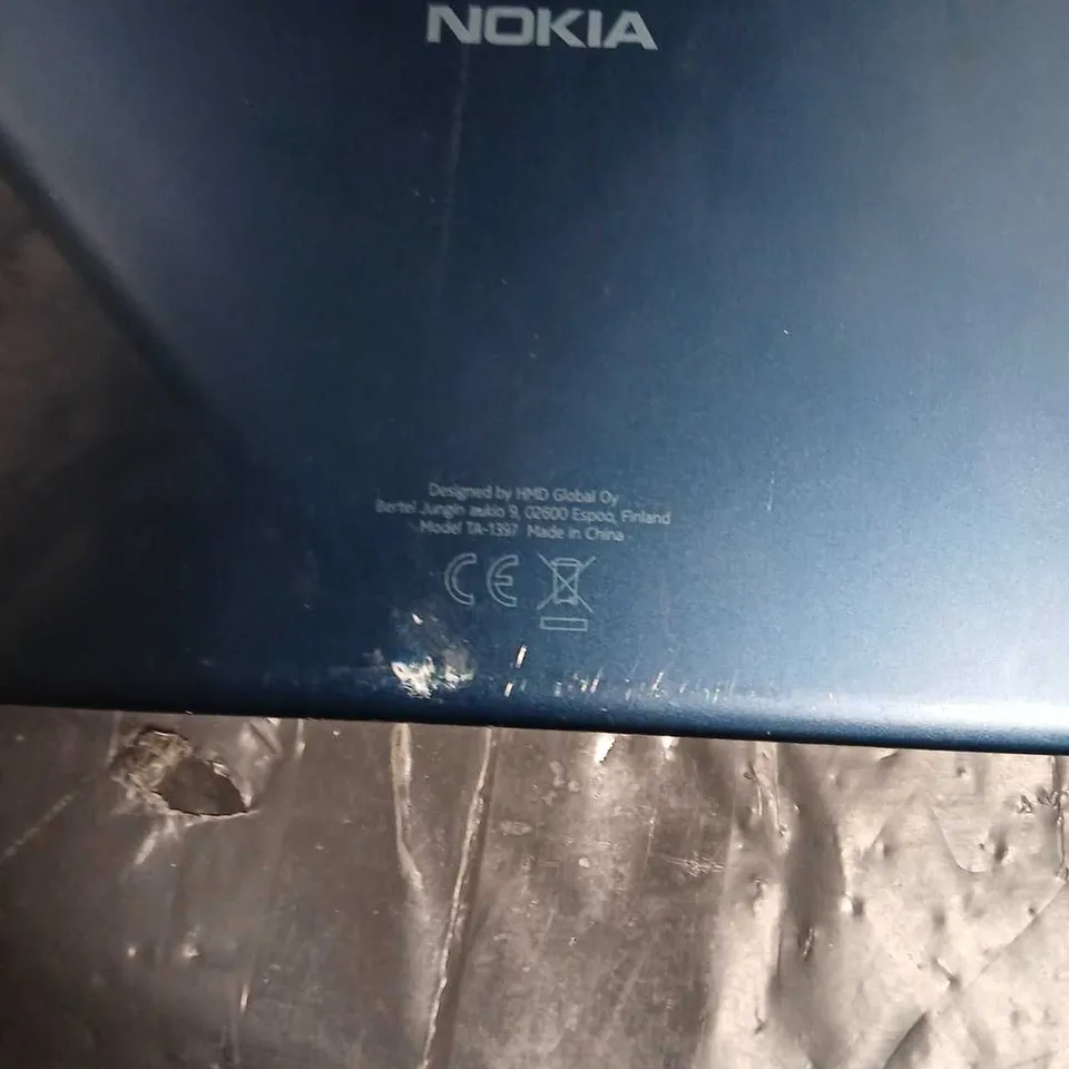 NOKIA TA-137 TABLET – BLUE (DAMAGED FRONT SCREEN)