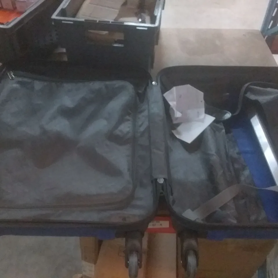 AMERICAN TOURISTER 55X40X20CM CABIN SIZE SUITCASE