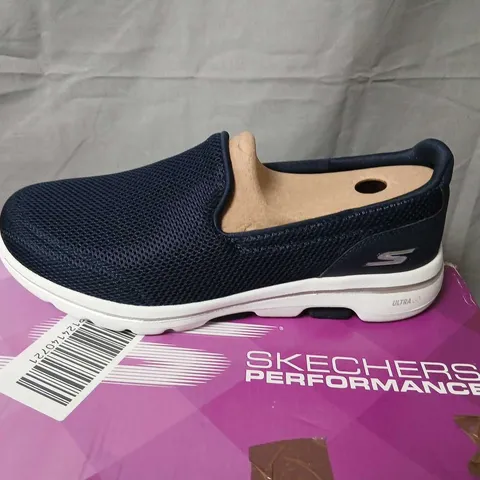 SKECHERS GO WALK 5 WOMEN’S SLIP-ON SNEAKERS – NAVY MESH, UK 6.5 (EU 39.5, US 9.5) – BOXED