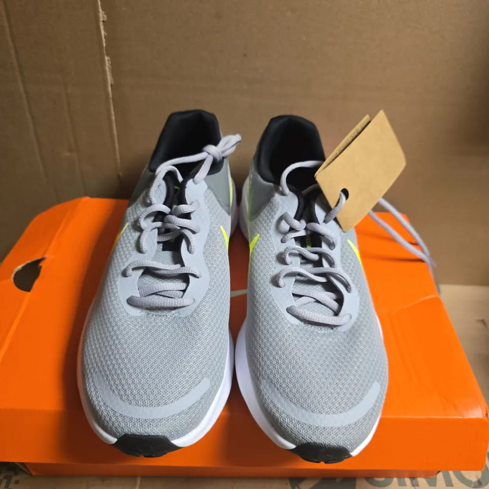 BOXED PAIR OF NIKE REVOLUTION 7 RUNNING SHOES – GREY/NEON SWOOSH, UK 10