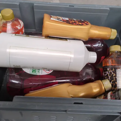 APPROXIMATELY 6 ASSORTED HOUSEHOLD PRODUCTS TO INCLUDE LAUNDRY CLEANER, FABRIC FRESHENER ETC 