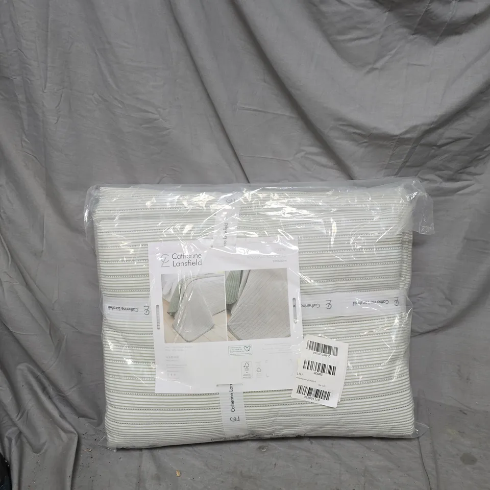 CATHERINE LANSFIELD STRIPE BEDSPREAD, 220 X 230 CM