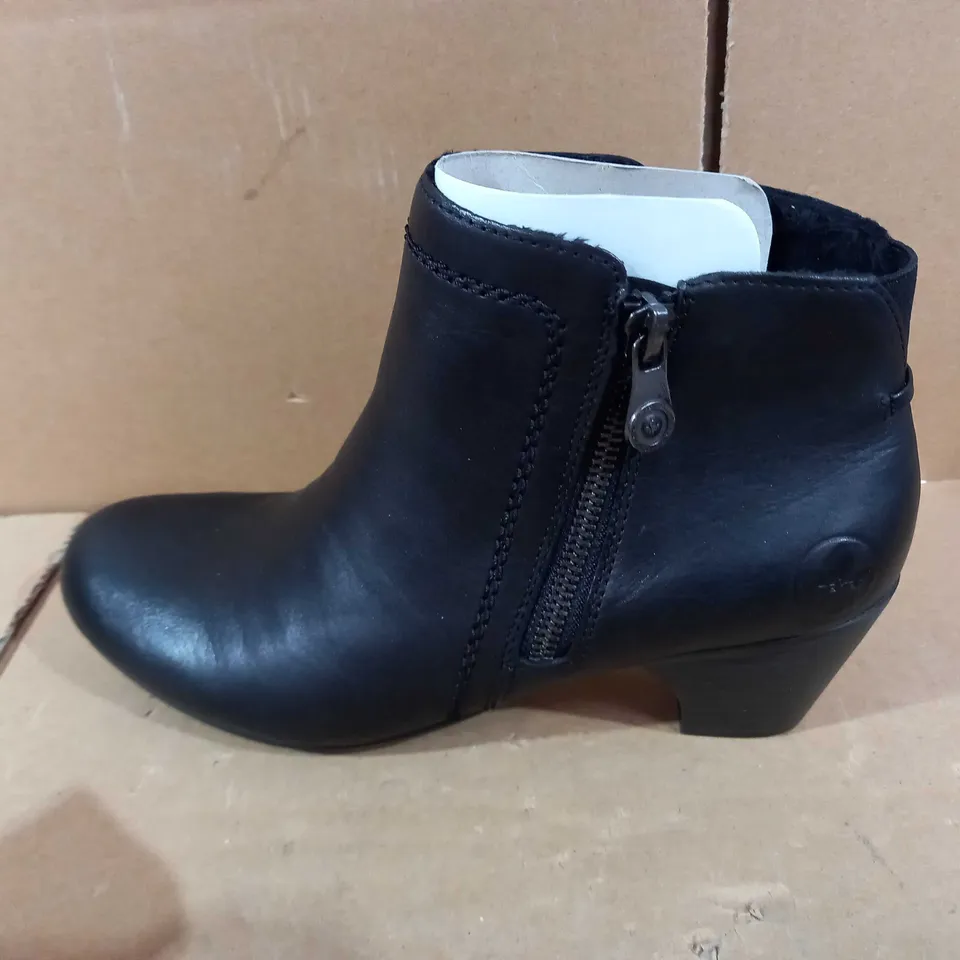 RIEKER SIZE ZIP ANKLE SHOES - BLACK - UK 5