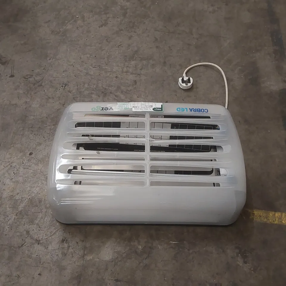 COBRA LED COMMERCIAL ELECTRIC FLY KILLER