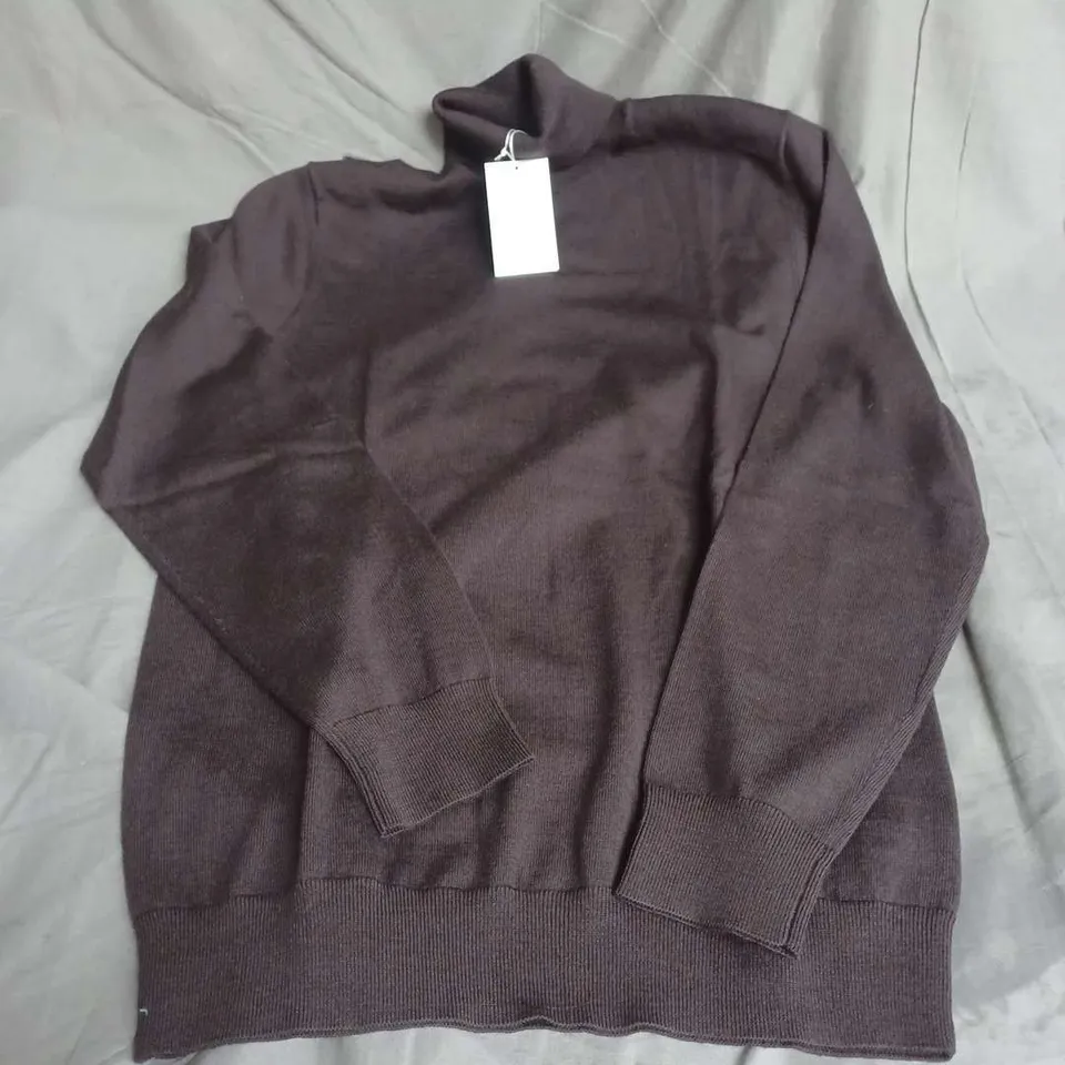 HAWES & CURTIS TURTLENECK SWEATER IN DARK BROWN SIZE M