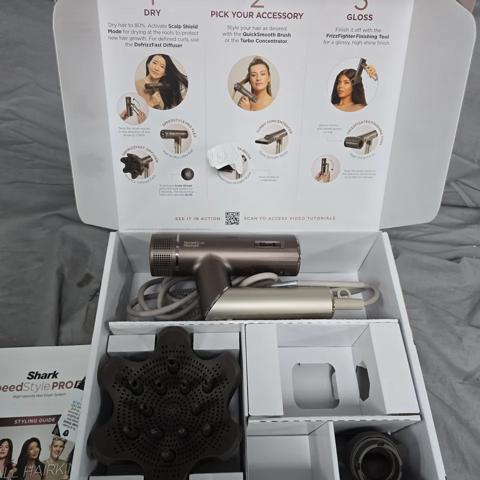 SHARK SPEEDSTYLE PRO HAIR DRYER SYSTEM WITH ATTACHMENTS