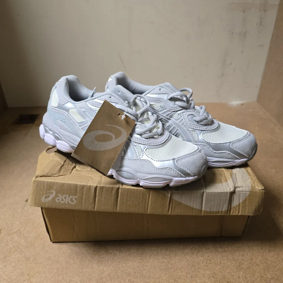 ASICS GEL-NYC GREY/WHITE TRAINERS – UK 8.5