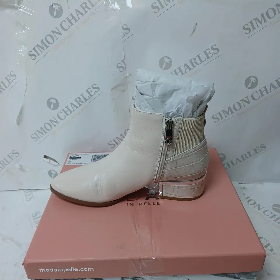 MODA IN PELLE LILITH OFF WHITE LEATHER SIZE 4 - BOXED 