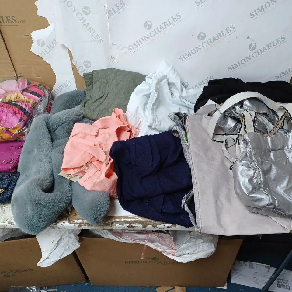 BOX OF APPROX 12 ASSORTED ITEMS TO INCLUDE HANDBAGS, CLOTHES AND ACCESSORIES
