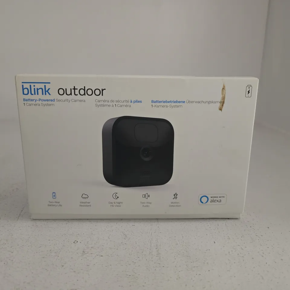 BLINK OUTDOOR BATTERY POWERED SECURITY CAMERA BOXED