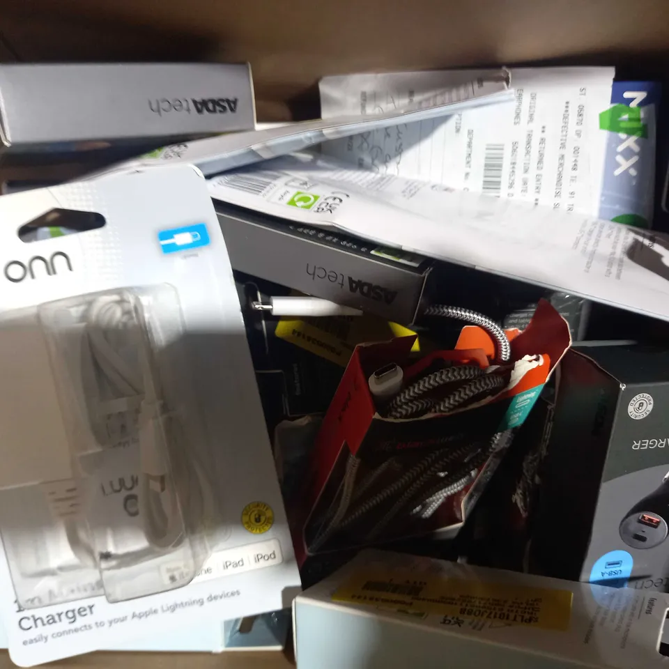 BOX OF APPROXIMATELY 15 ASSORTED ELECTRICAL ITEMS TO INCLUDE ASDA TECH BLUETOOTH SHOWER SPEAKER, ASDA TECH TRUE WIRELESS NOISE CANCELLING EARBUDS, JUICEJUMBO MARSHMALLOW BLUETOOTH SPEAKER, ETC