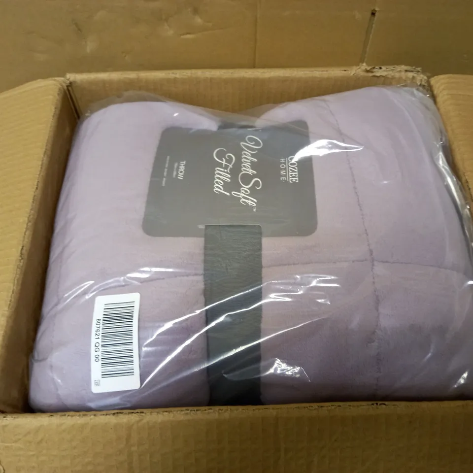 COZEE HOME VELVET SOFT FILLED THROW - PURPLE
