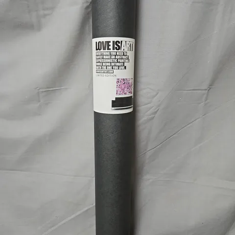 LOVE IS ART KIT – LIMITED EDITION COUPLES ABSTRACT PAINTING KIT (TUBE)