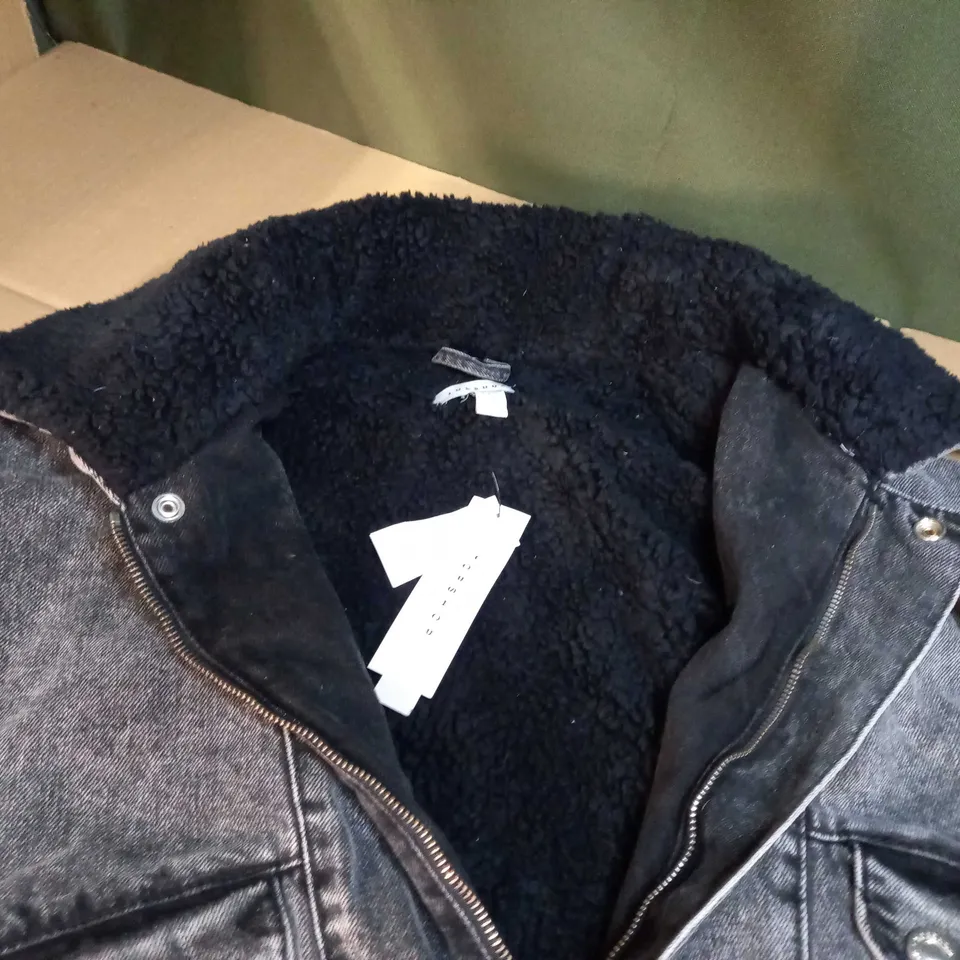 TOPSHOP BORG LINED DENIM JACKET - SIZE 10