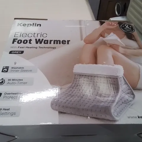 BOXED KEPLIN ELECTRIC FOOT WARMER GREY