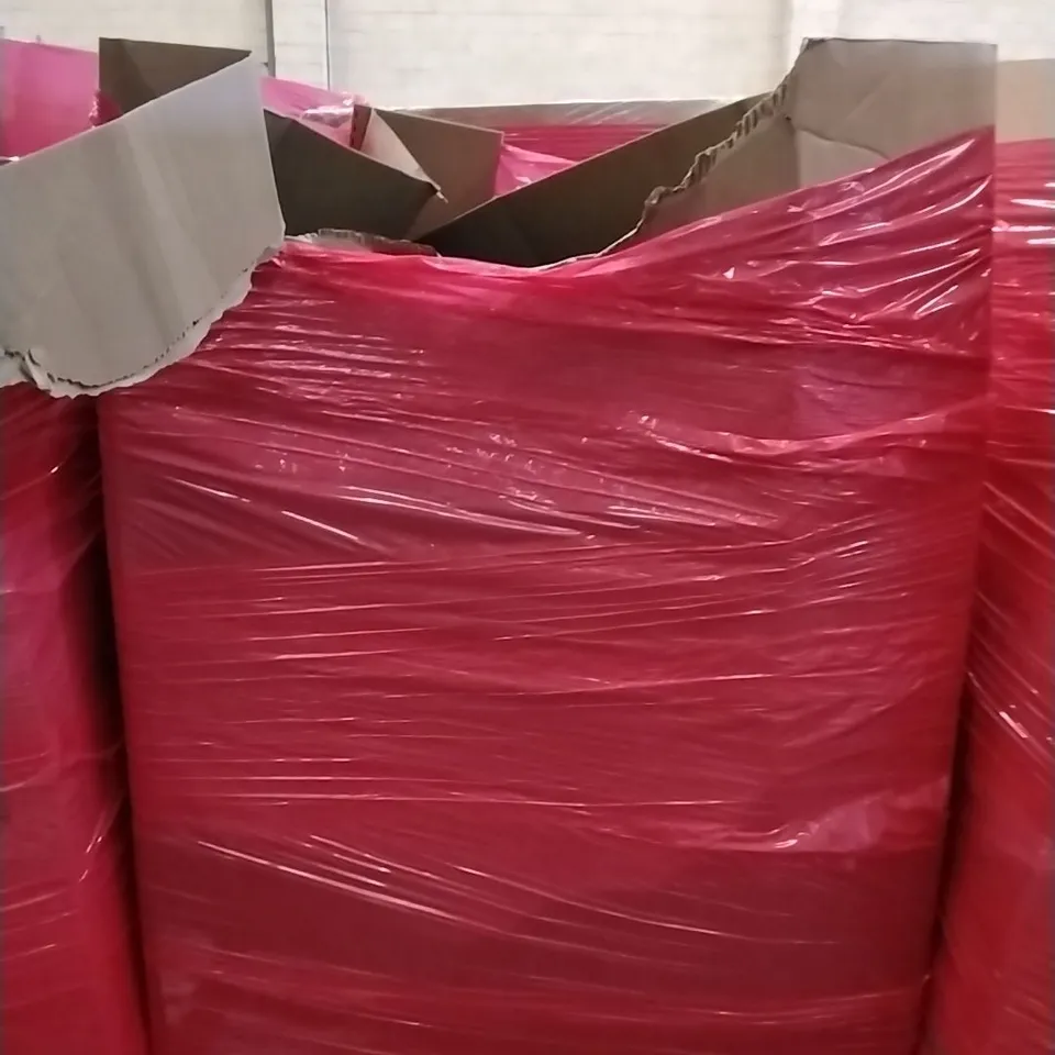 A PALLET OF VARIOUS ITEMS TO INCLUDE. BEACH TENT, MEMORY FOAM CUSHIONS, CAT TUNNEL AND TOILET SEAT 