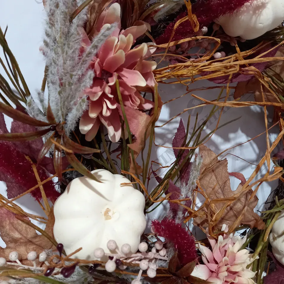 AUTUMN WREATH WITH GRASSES AND PINK FLOWERS 