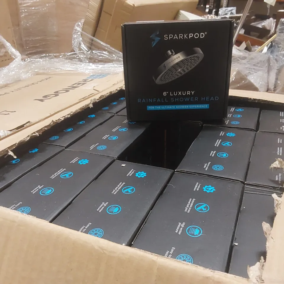 PALLET CONTAINING A LARGE QUANTITY OF ASSORTED ITEMS INCLUDING: SPARKPOD RAINFALL SHOWER HEADS, SPARKPOD SHOWER PARTS, RENOGY PREMIUM SOLAR MODULE, DESK PARTS ECT