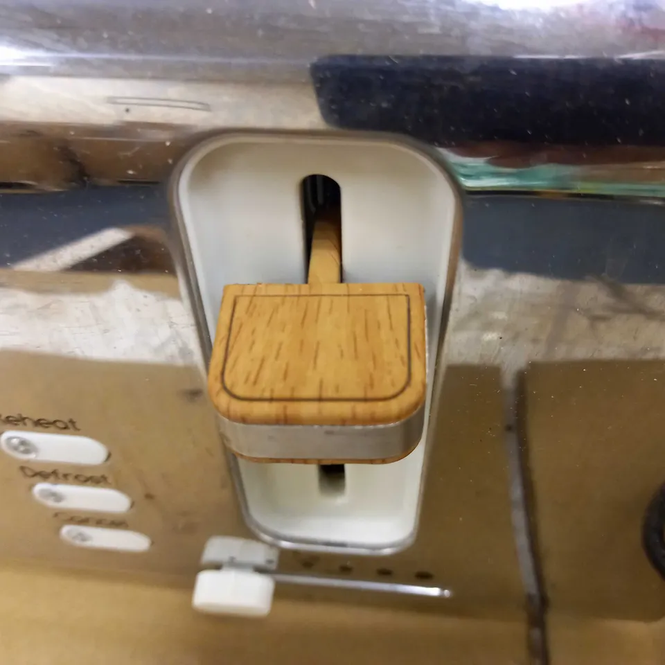 SWAN NORDIC RANGE 4 SLICE TOASTER - GREY