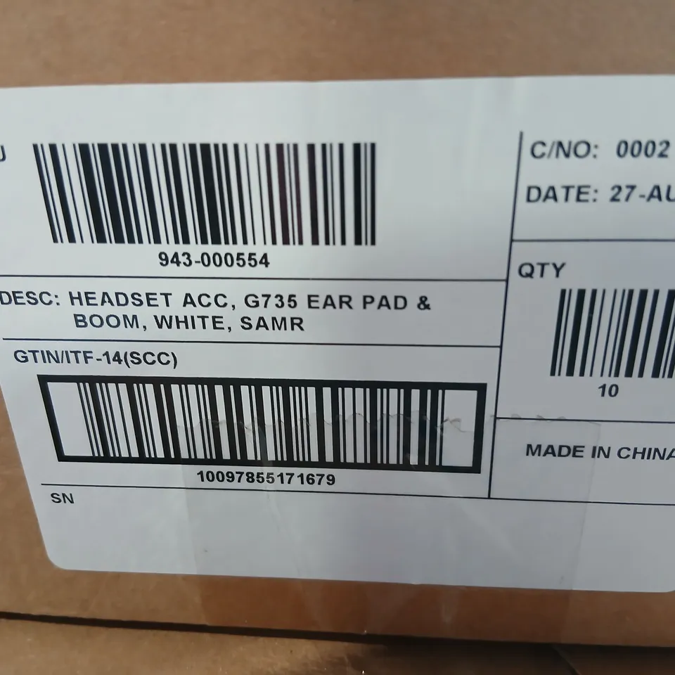 TEN HEADSET ACCESSORY SET TO INCLUDE; G735 HEADSET EAR PADS & BOOM – WHITE