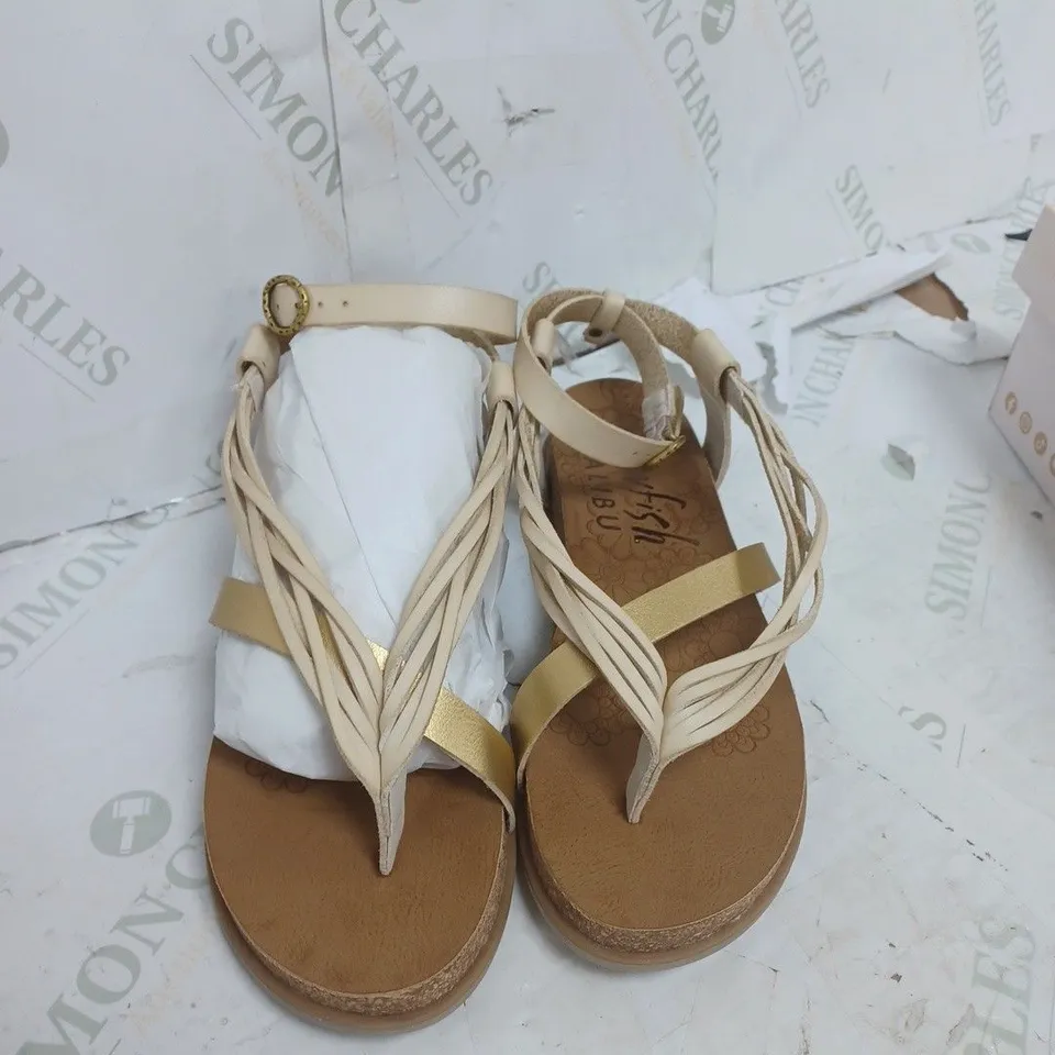BOXED BLOWFISH MALIBU SANDALS SIZE 7