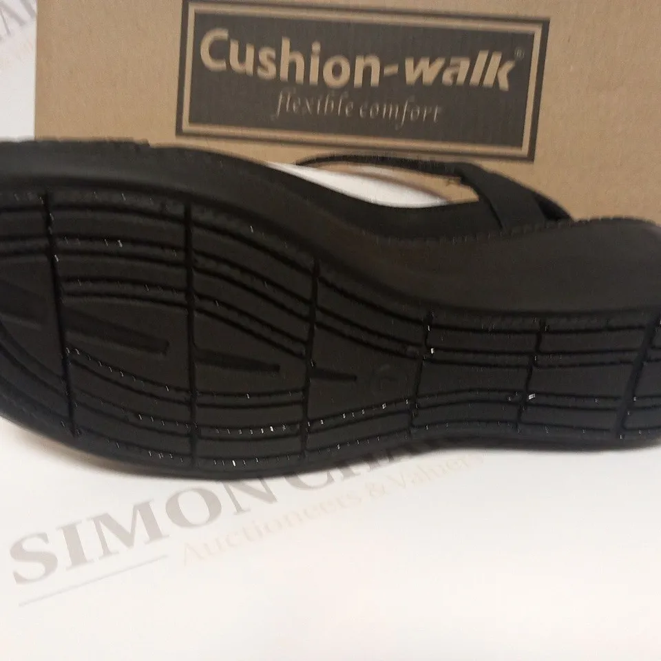 BOXED CUSHION WALK DIAMANTE T BAR SANDAL BLACK SIZE 4