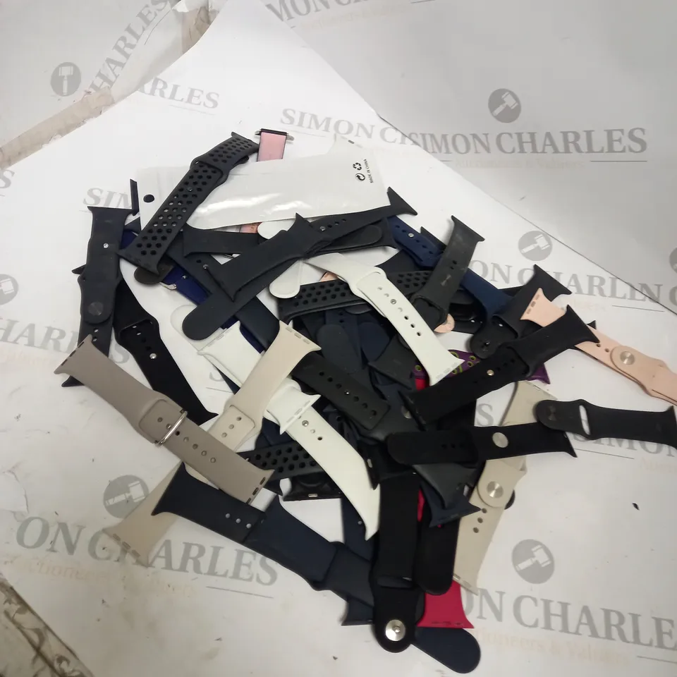 APPROX 30 ASSORTED LOOSE SMART WATCH STRAPS IN VARIOUS DESIGNS AND SIZES. 