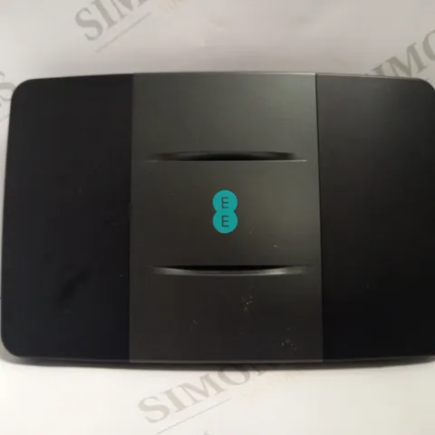 EE SMART HUB - BLACK