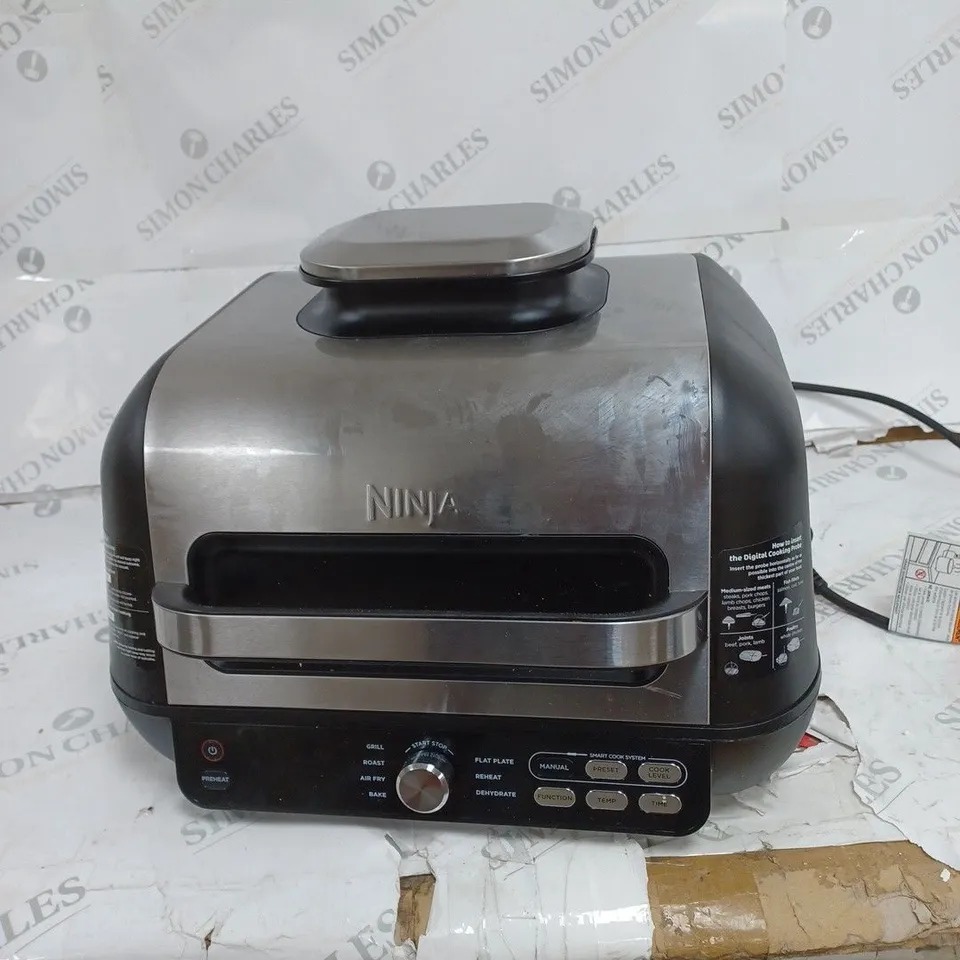 BOXED NINJA FOODI MAX PRO HEALTH GRILL & AIR FRYER AG651UK