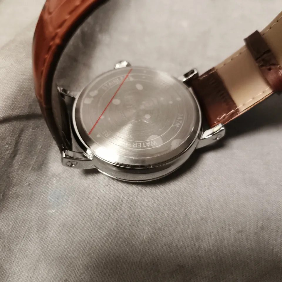 ERNEST FERDINAND CHRONOGRAPH WATCH – SUB DIALS – LEATHER STRAP –  ROMAN NUMERALS