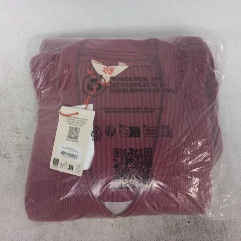 BAGGED LUCY AND YAK JUNIPER CARDIGAN IN BURGUNDY SIZE MEDIUM
