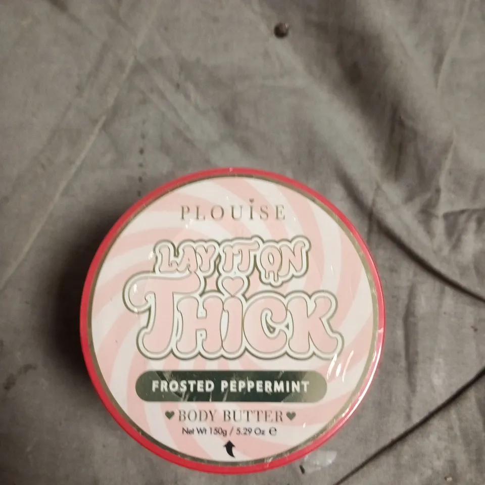 PLOUISE GIFT BOX SET TO INCLUDE:3X LIP CONDITIONER,  COTTON PADS, CLEANSER, EYE PALETTE,  AFTER DARK SKINCARE SET, JELLY REMOVER, MAKEUP MELTER, BODY BUTTER, LIQUID BLUSH AND HAND CREAM