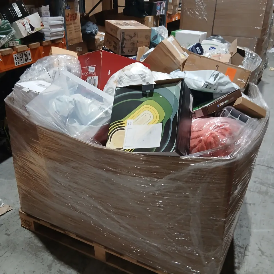 PALLET OF ASSORTED PRODUCTS TO INCLUDE;JOSEPH JOSEPH NEST 9 PLUS FOOD PREPARATION SET, TEDDY COLLECTION FITTED BED SHEET, SILENTNIGHT COMFORT CONTROL TEDDY FLEECE ELECTRIC BLANKET, MINECRAFT WALL MOUN