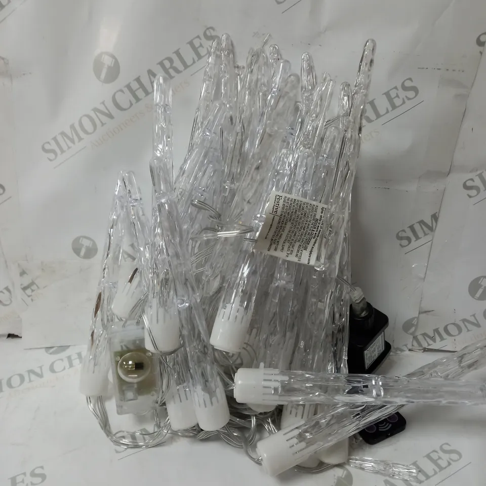 OUTLET FESTIVE COLOUR MORPHING ICICLE LIGHTS