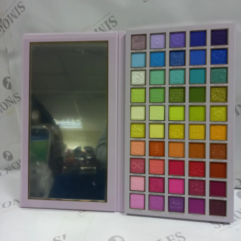BOXED P.LOUISE AM-PM PALETTE