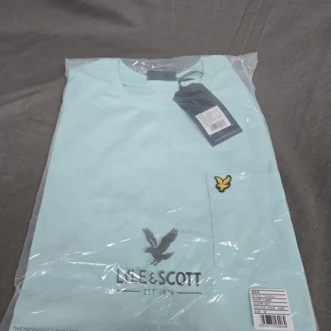 BAGGED LYLE AND SCOTT POCKET T-SHIR SIZE M