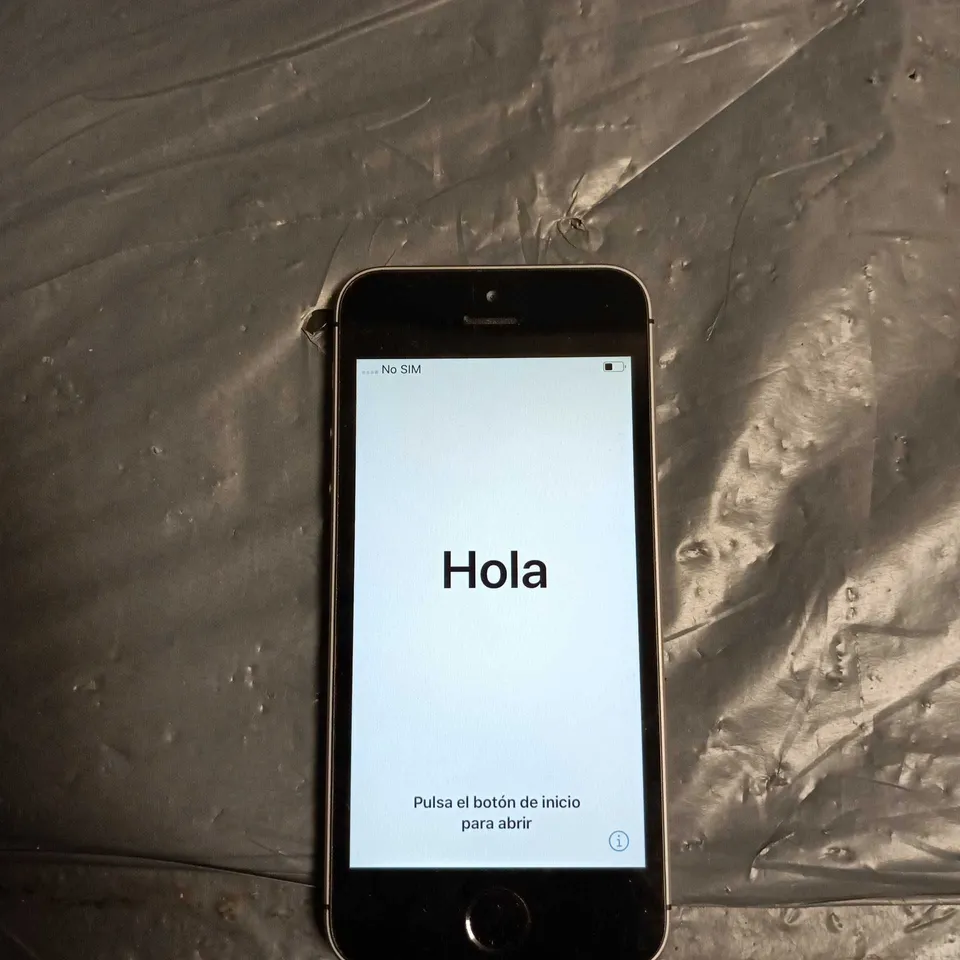 APPLE IPHONE SE A1723