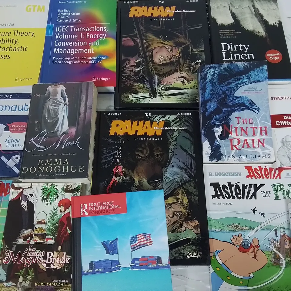 LARGE QUANTITY OF ASSORTED BOOKS TO INCLUDE NOVELS, COOKBOOKS, REFRENCE TEXTS AND KIDS BOOKS