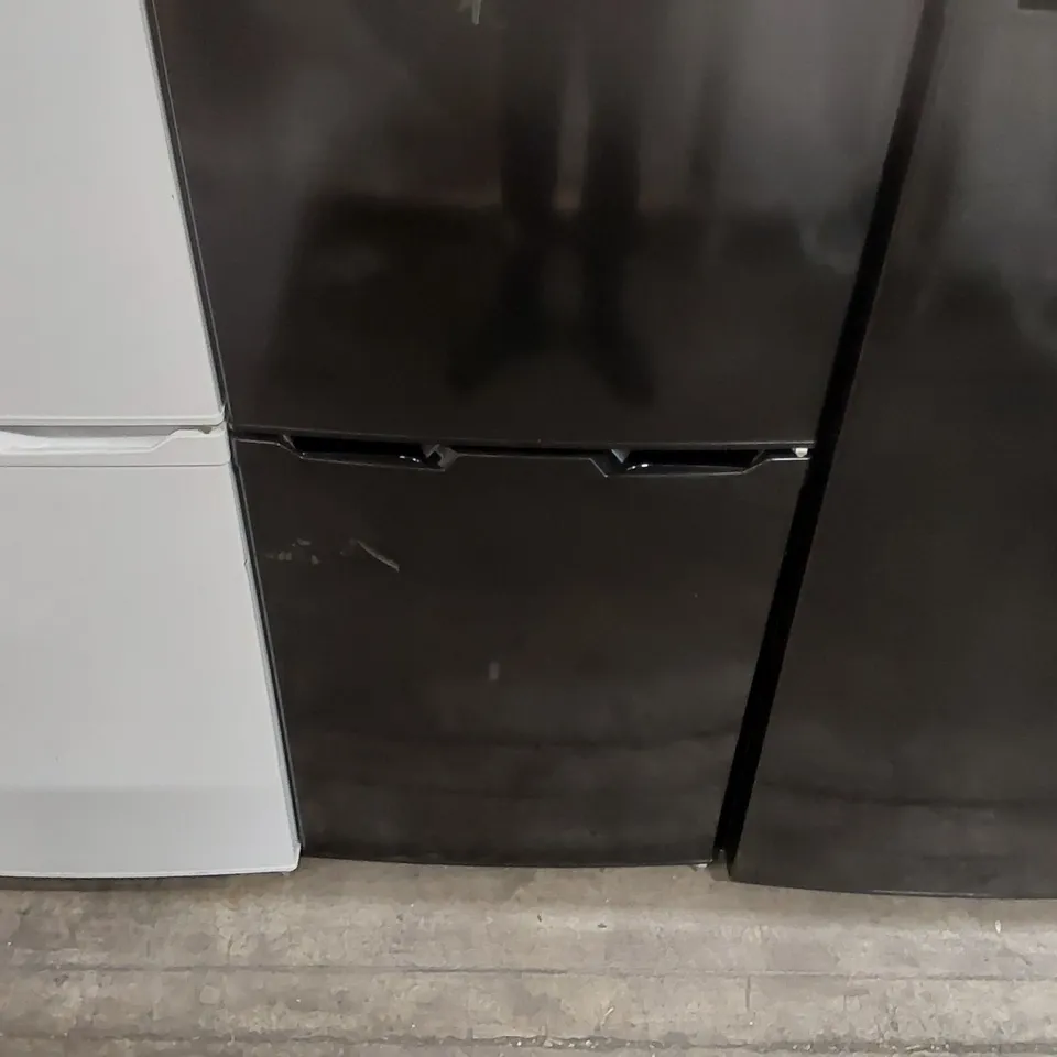 RUSSELL HOBBS RH50FF145B LOW FROST FRIDGE FREEZER, 113L FRIDGE, 61L FREEZER - BLACK (50CM WIDE, 145CM HIGH) COLLECTION ONLY