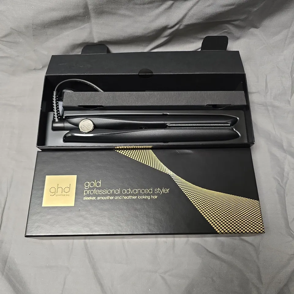 BOXED GHD GOLD PROFESSIONAL ADVANCED STYLER 