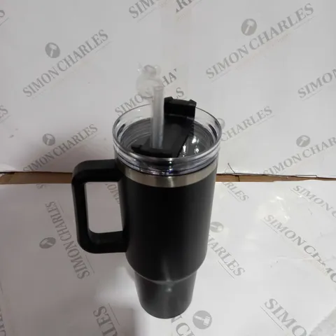HEAT RESISTANT CUP - BLACK WITH STRAW